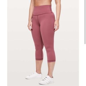 ALIGN CROP Misty Merlot